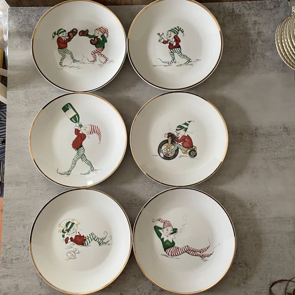 Restoration Hardware Christmas Naughty Elf 6 Salad Plates Boxed RARE Vintage